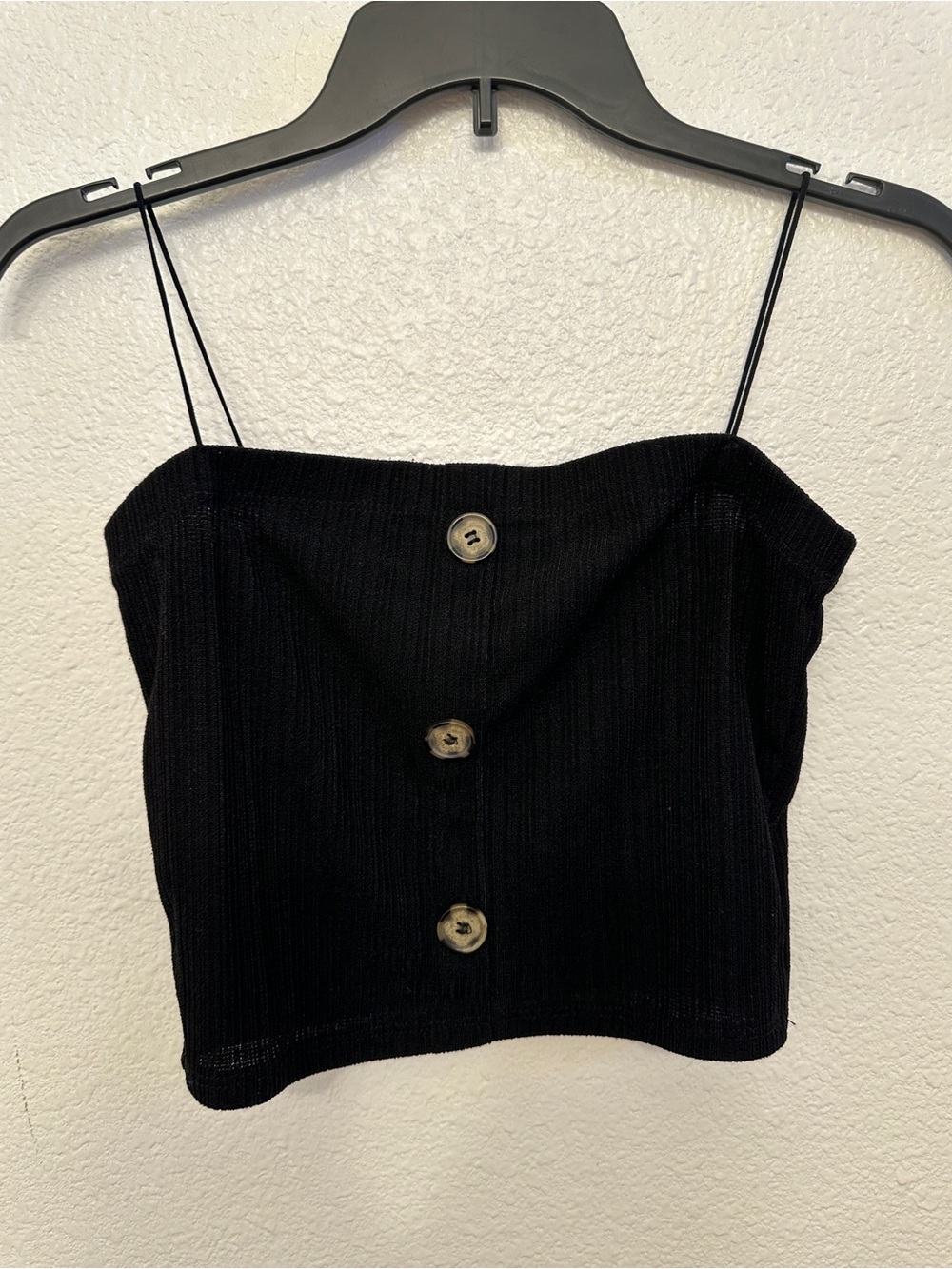 Black Button-Front Ribbed Crop Top - Picture 6 of 6